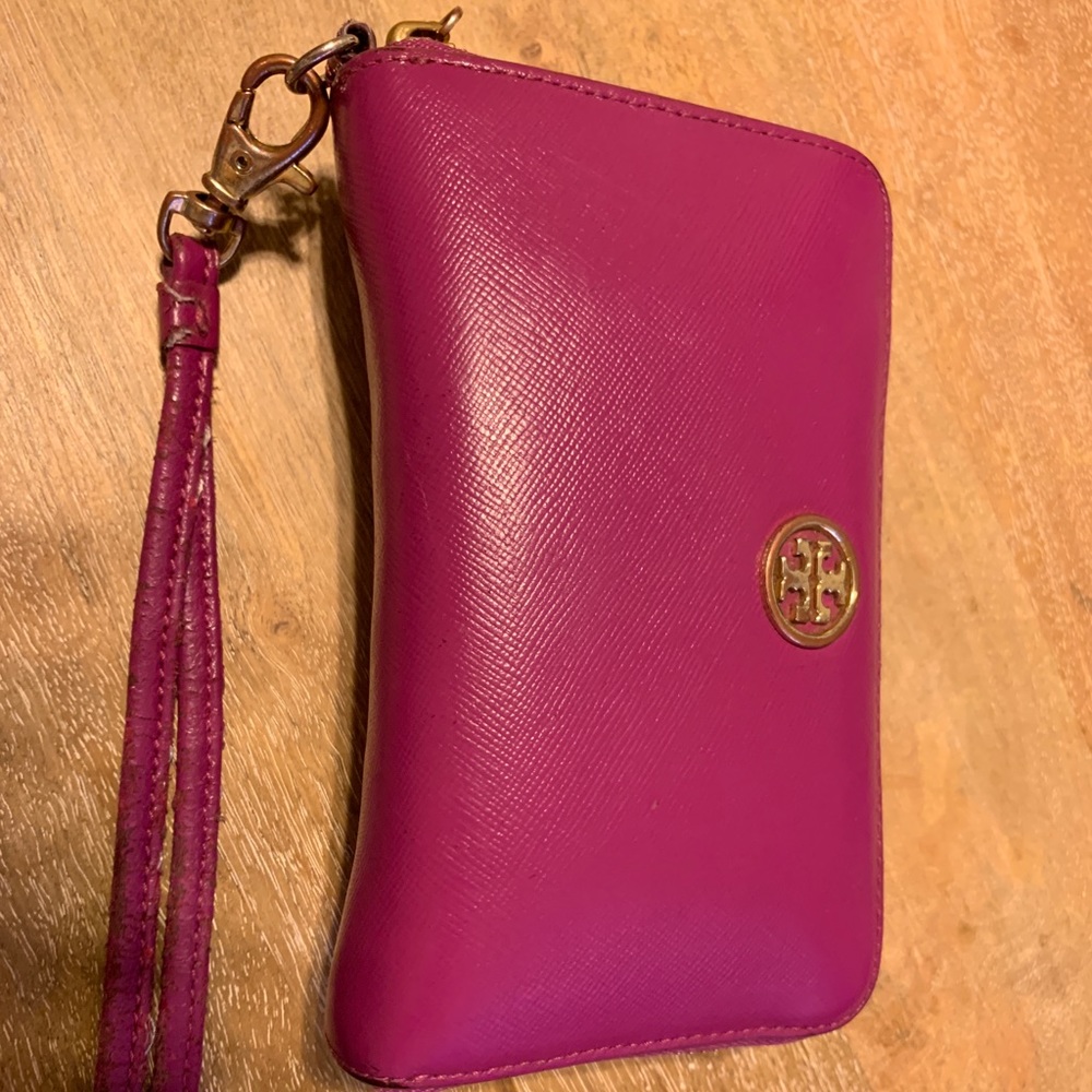 Tory Burch Robinson zip wallet